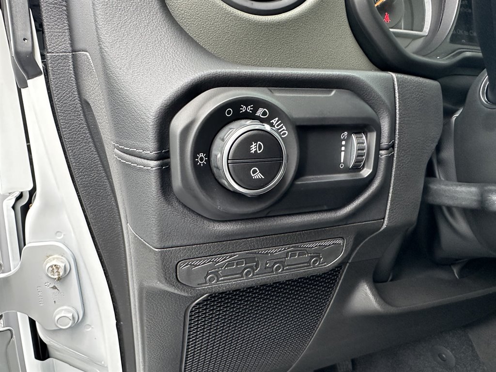 2024 Jeep Gladiator Mojave - Photo 20