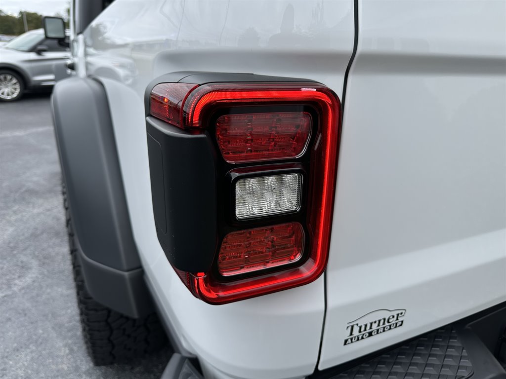 2024 Jeep Gladiator Mojave - Photo 7