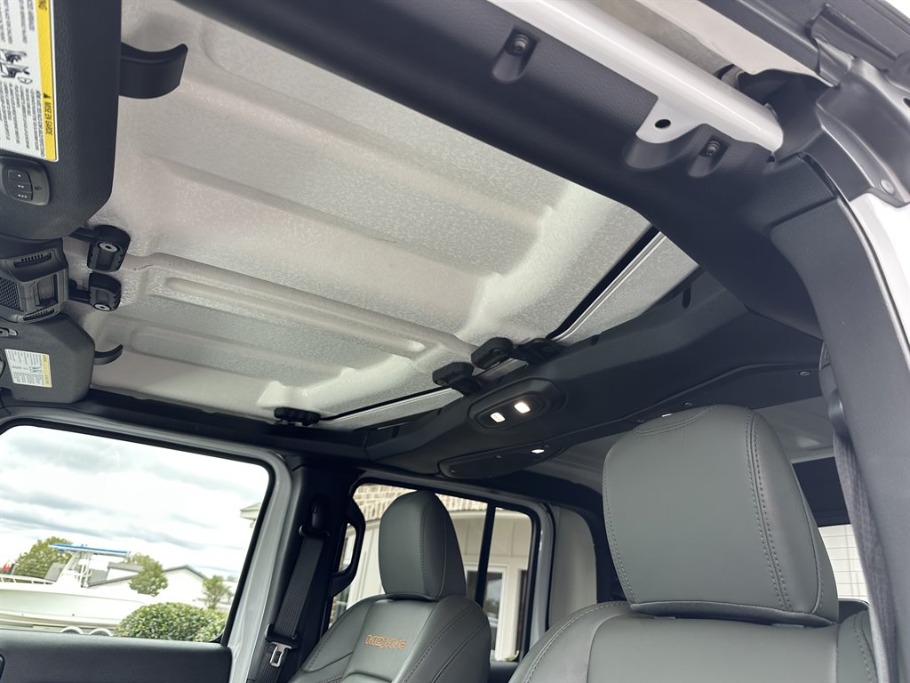 2024 Jeep Gladiator Mojave - Photo 32