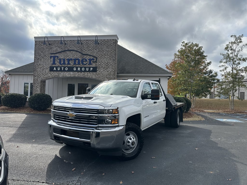 2018 Chevrolet Silverado 3500 Chassis Cab Work Truck's photo