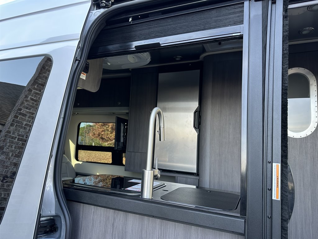 2021 Mercedes-Benz Sprinter Cargo Van Base - Photo 29