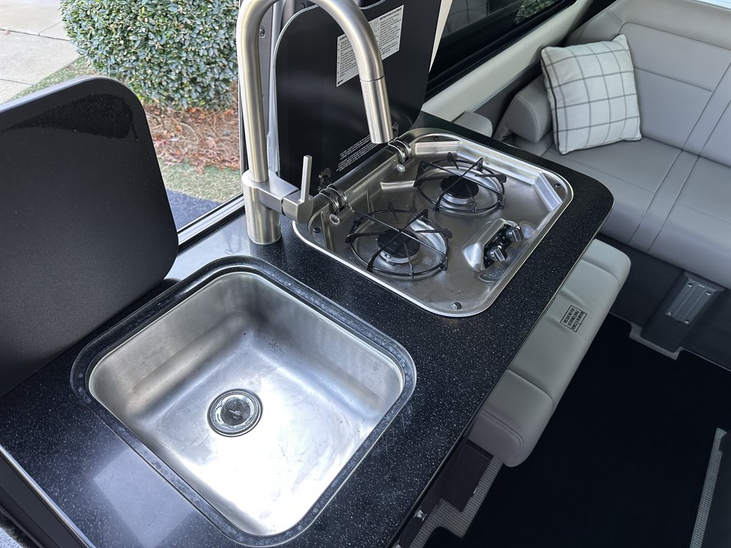 2021 Mercedes-Benz Sprinter Cargo Van Base - Photo 45