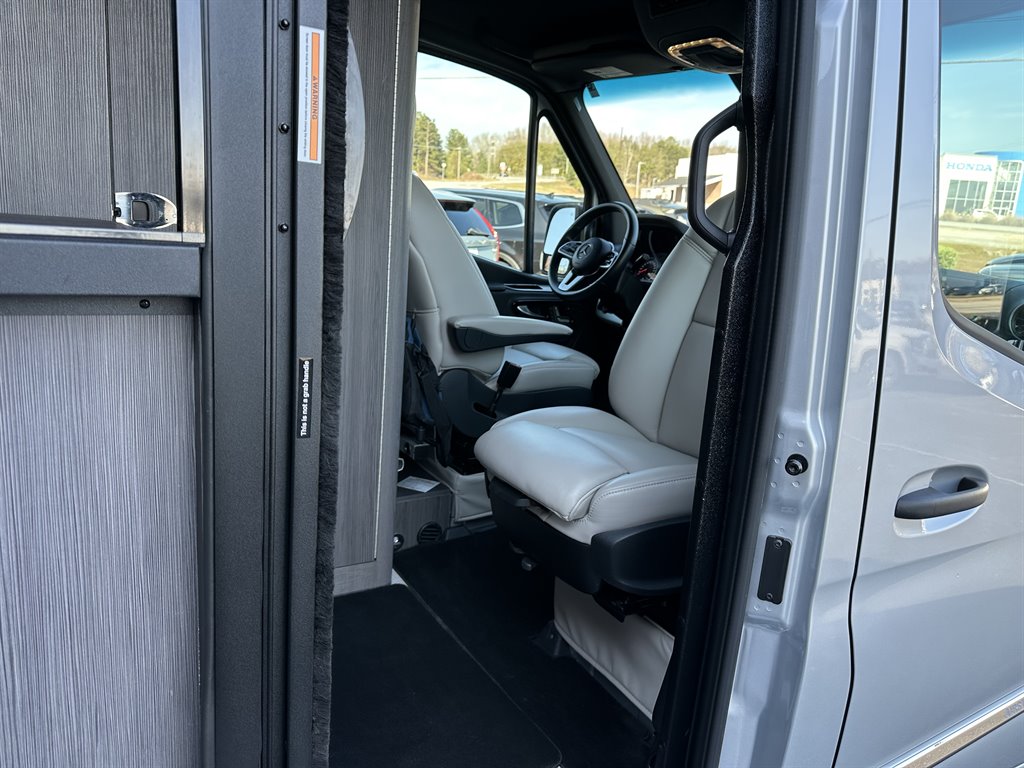 2021 Mercedes-Benz Sprinter Cargo Van Base - Photo 43