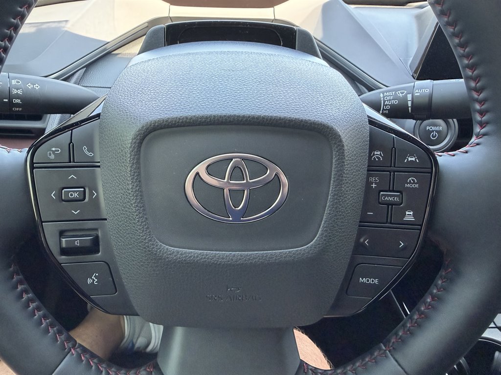 2024 Toyota Prius Prime SE - Photo 23