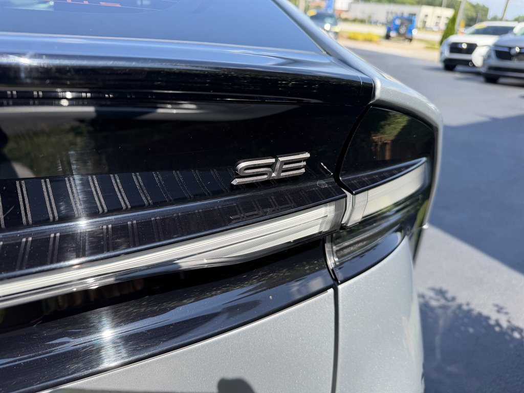 2024 Toyota Prius Prime SE - Photo 6