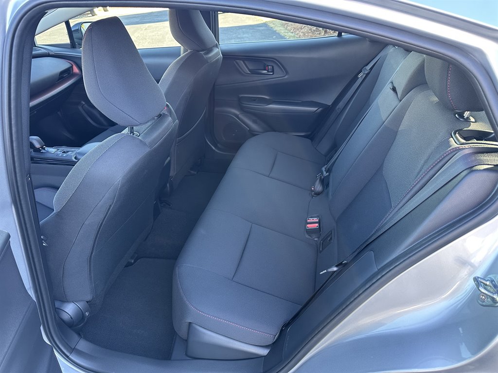 2024 Toyota Prius Prime SE - Photo 12
