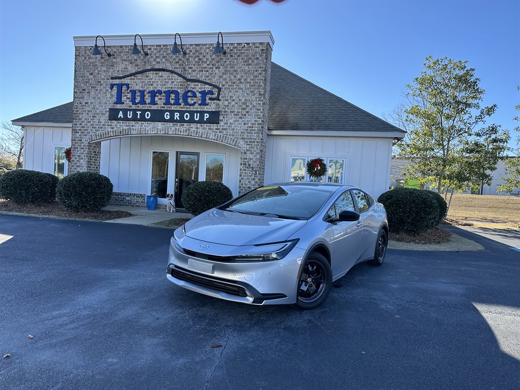 2024 Toyota Prius Prime SE's photo