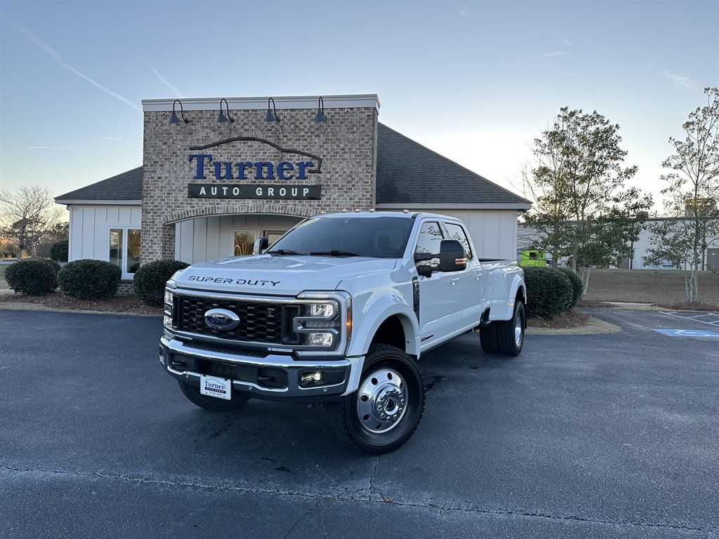 2024 Ford F-450 Super Duty Lariat