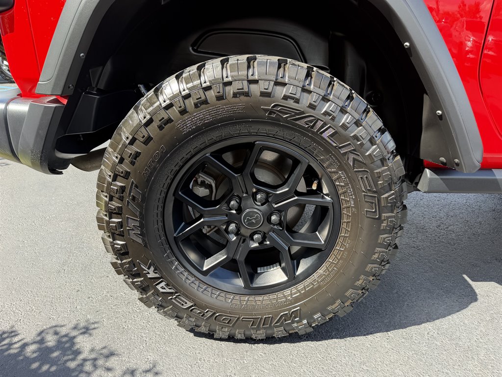 2025 Jeep Wrangler 2-Door Willys - Photo 37