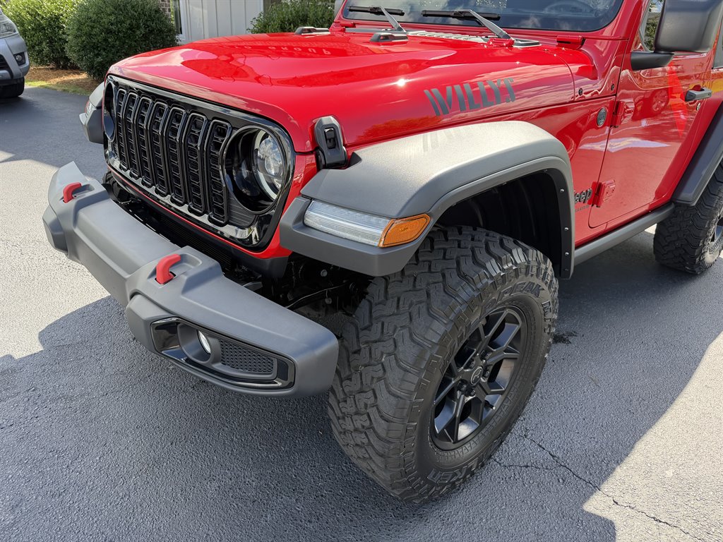 2025 Jeep Wrangler 2-Door Willys - Photo 11