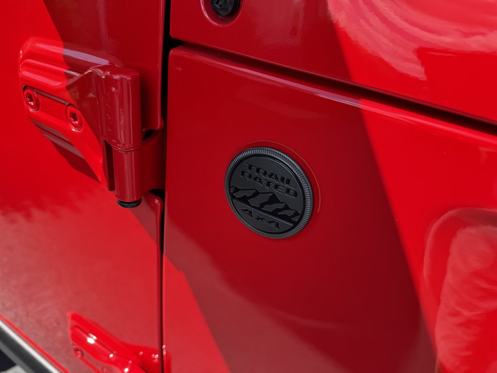 2025 Jeep Wrangler 2-Door Willys - Photo 9