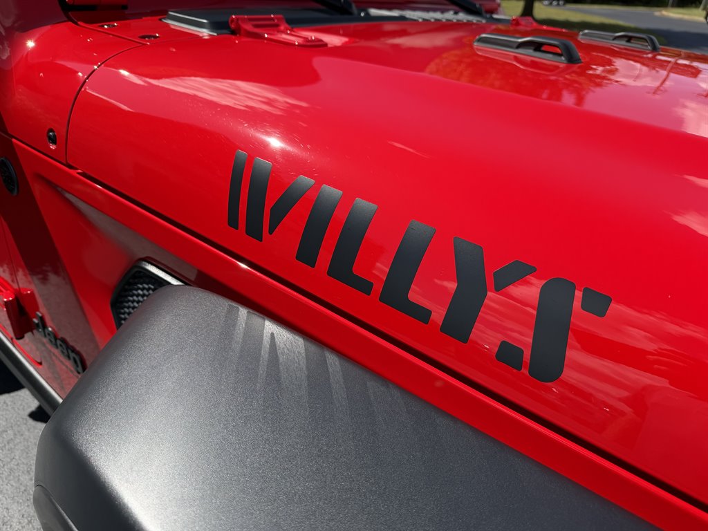 2025 Jeep Wrangler 2-Door Willys - Photo 8