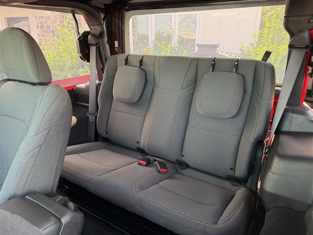 2025 Jeep Wrangler 2-Door Willys - Photo 16