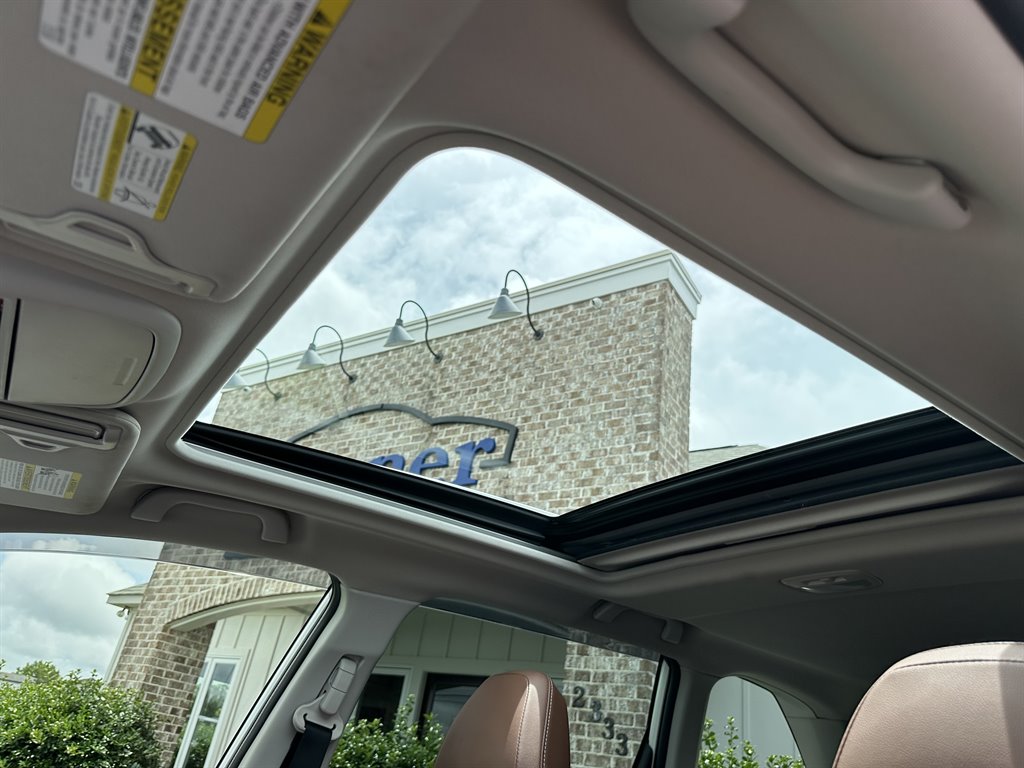 2022 Subaru Forester Touring - Photo 25