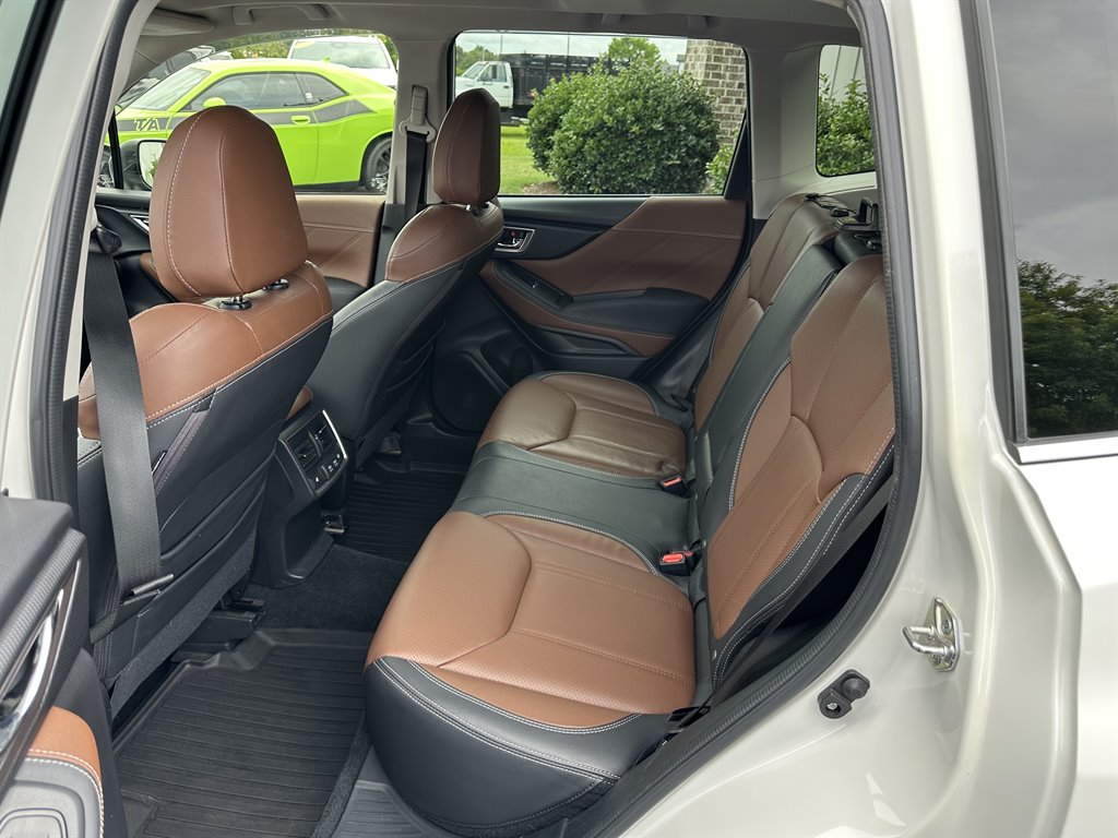 2022 Subaru Forester Touring - Photo 11
